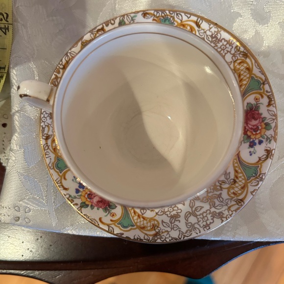 Vintage Palissy Pottery tea cup and saucer. Made in England. Bone china. - Picture 4 of 8